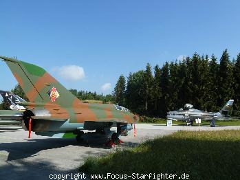 z227-2.jpg