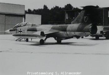 f-104f a001 4 no watermark.jpg
